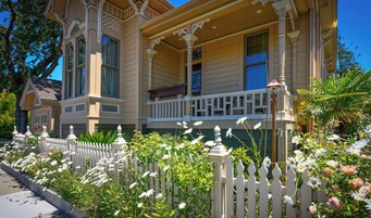 10 Finch Guest House Queen Room with Balcony | 外观