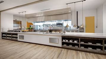 Free daily buffet breakfast