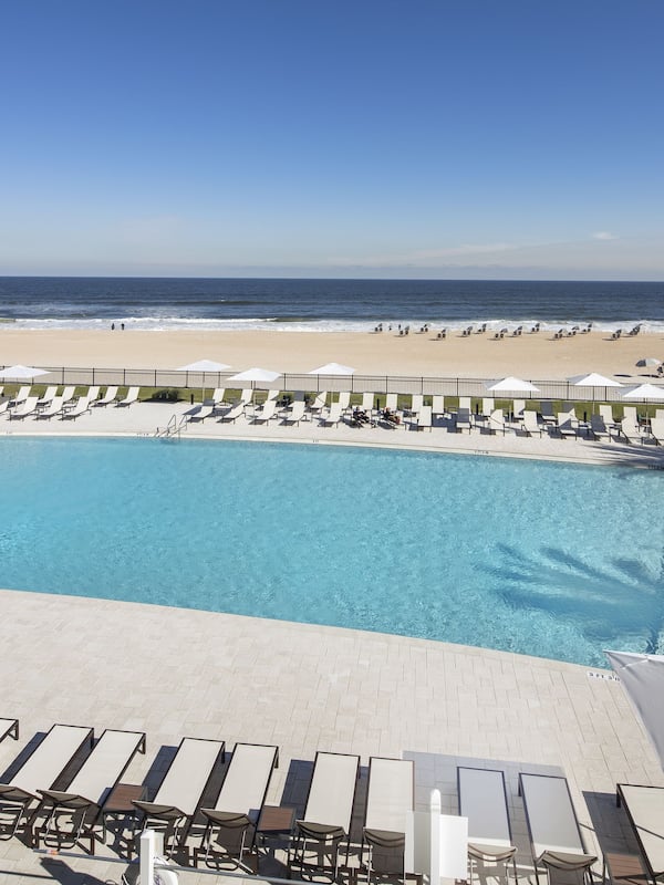 Outdoor pool, open 9:00 AM to 7:00 PM, sun loungers