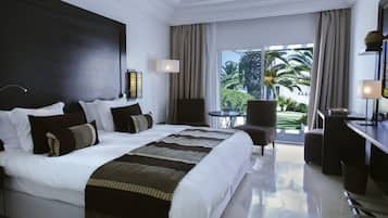 Ropa de cama de alta calidad y minibar