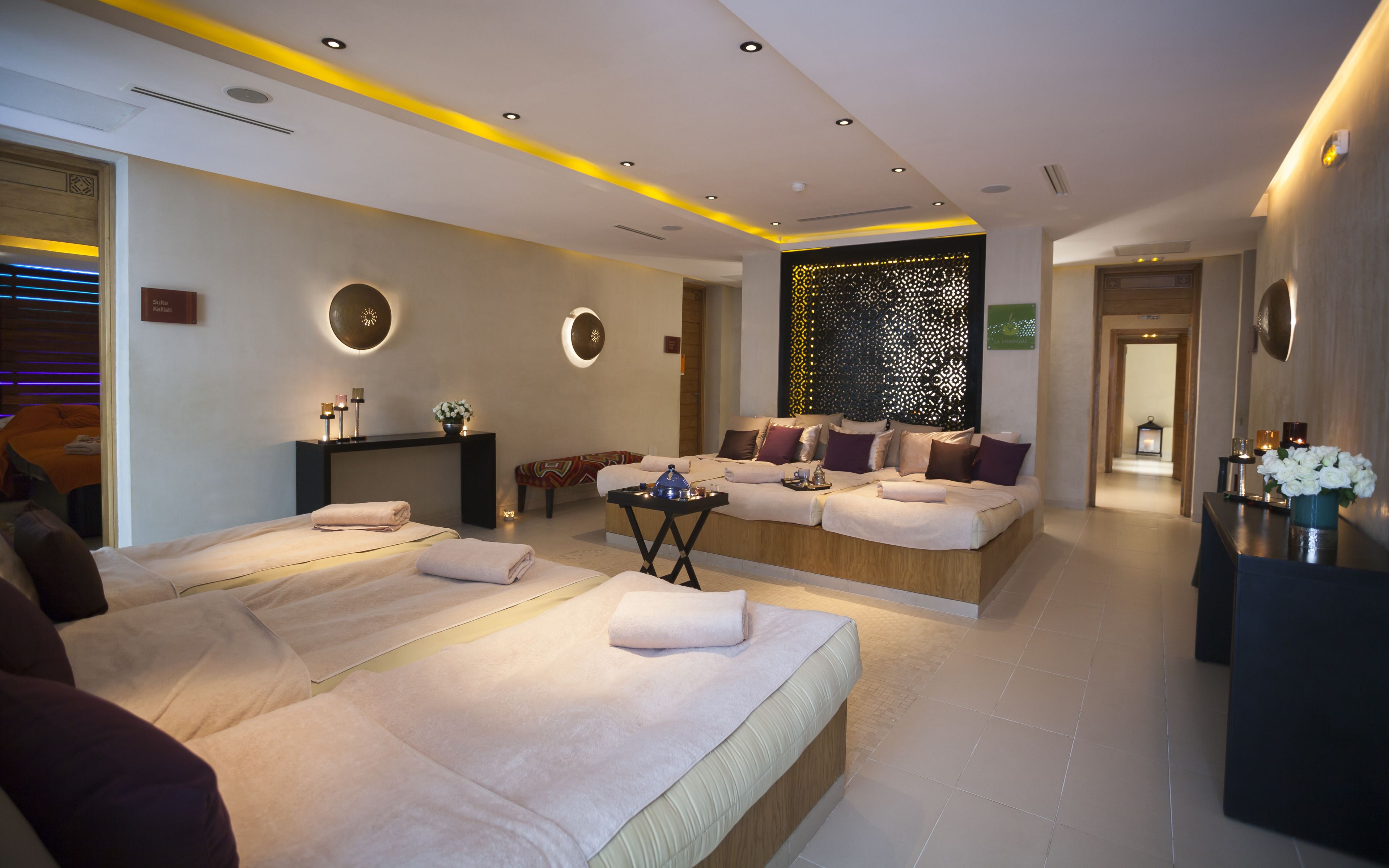 couples treatment room(s), hot tub, steam room, turkish bath/hammam