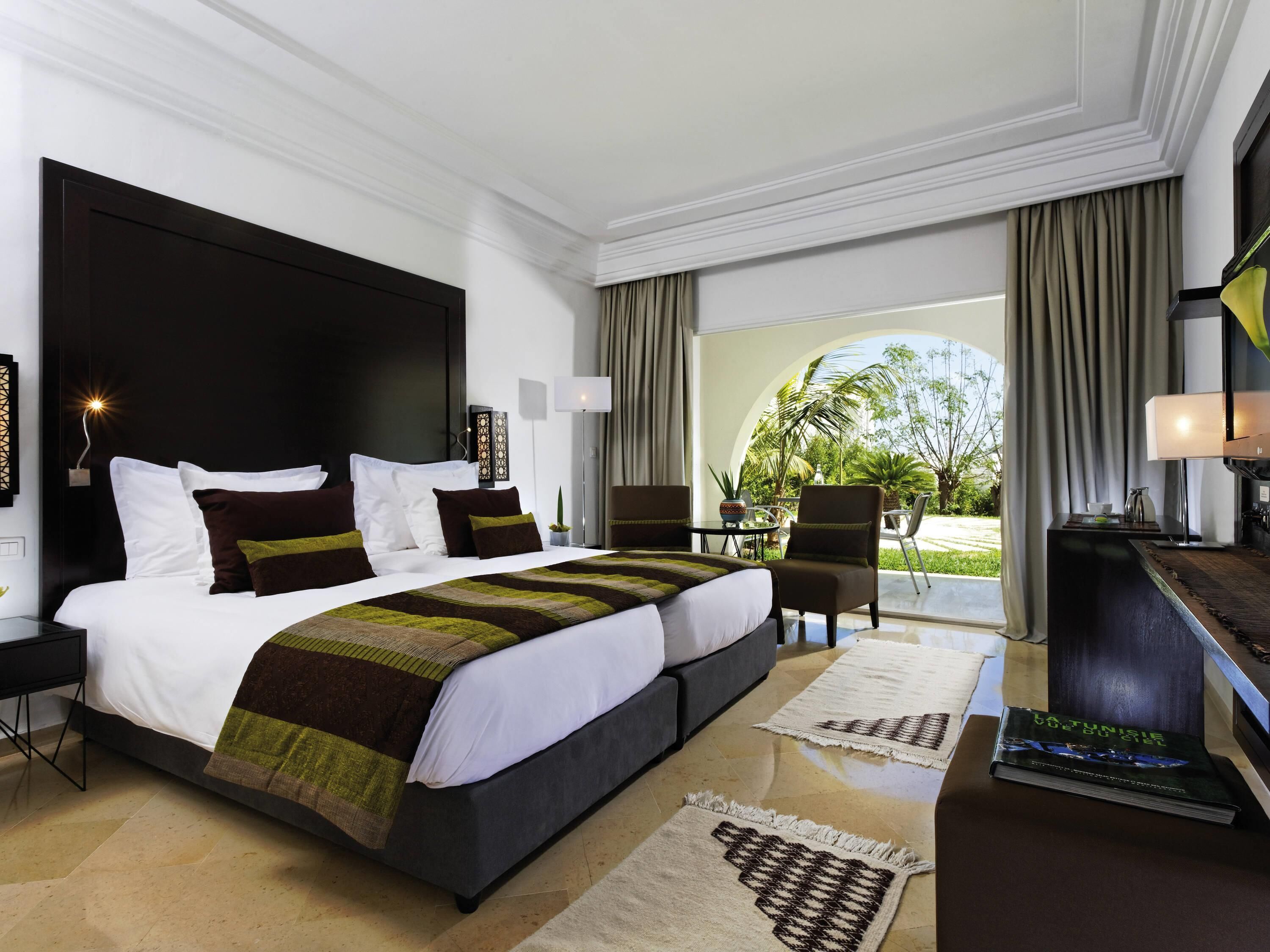 Literie de qualité supérieure, minibar, coffres-forts dans les chambres