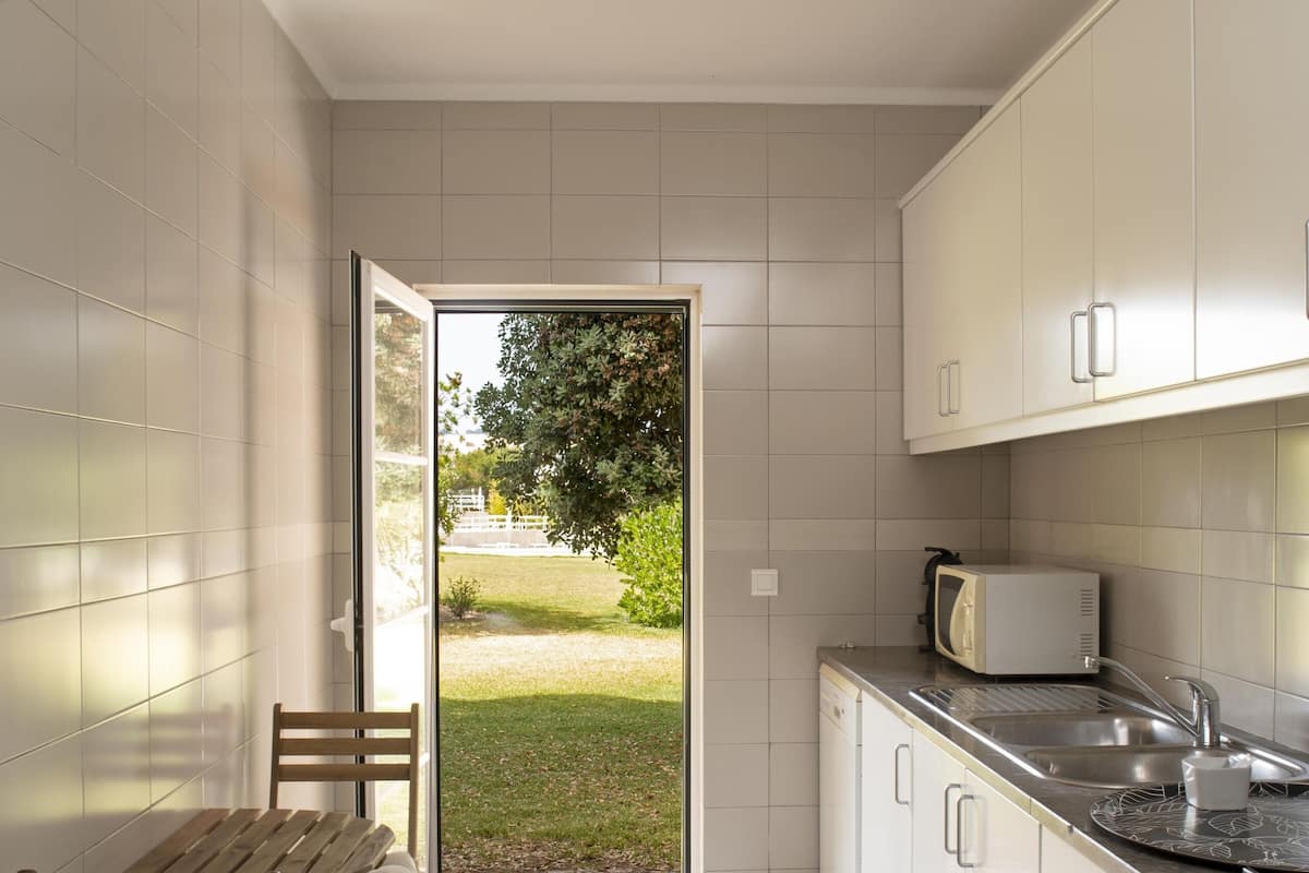 villa, 1 bedroom | private kitchen | fridge, dishwasher, coffee/tea maker, electric kettle