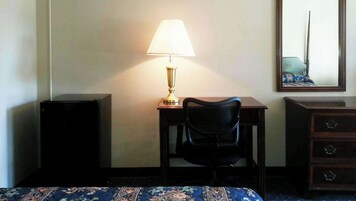 Iron/ironing board, free WiFi, bed sheets, alarm clocks