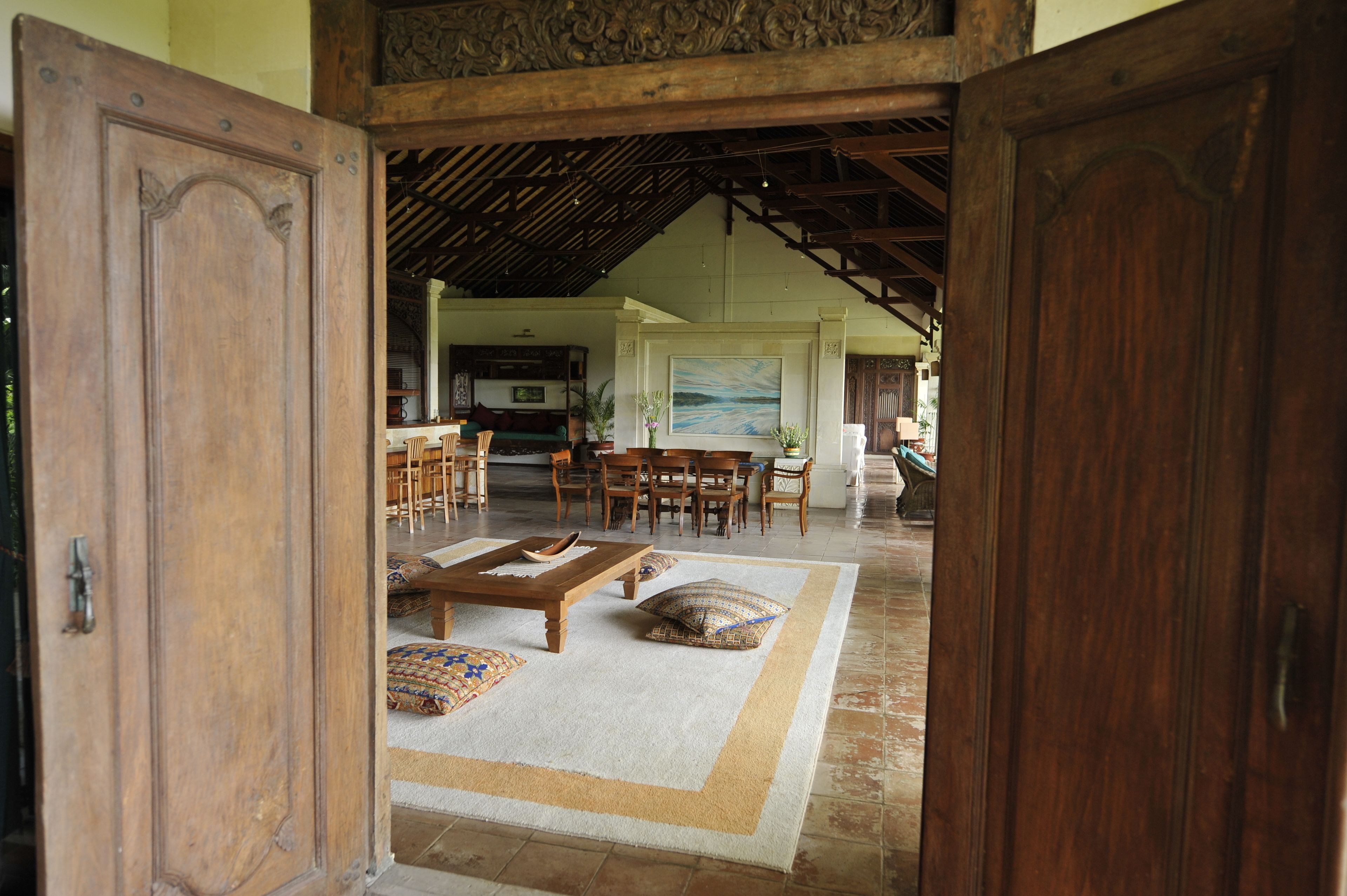 villa, 3 bedrooms | living area