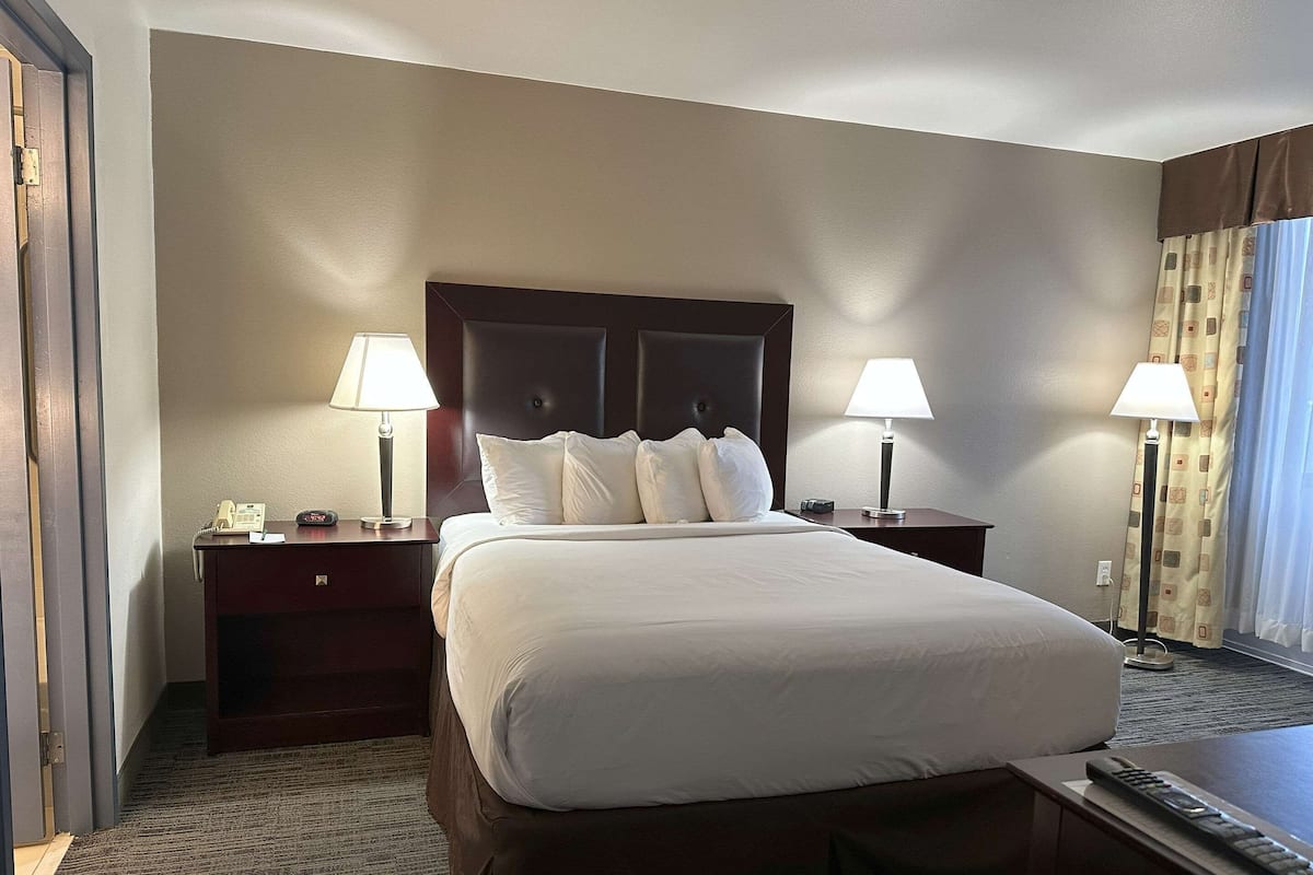 Suite, Multiple Beds, Non Smoking | Pillowtop beds, desk, laptop workspace, blackout drapes
