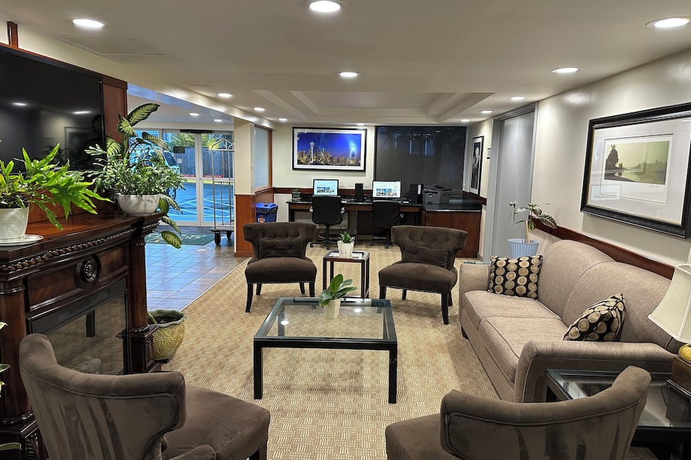 Quality Inn & Suites Everett