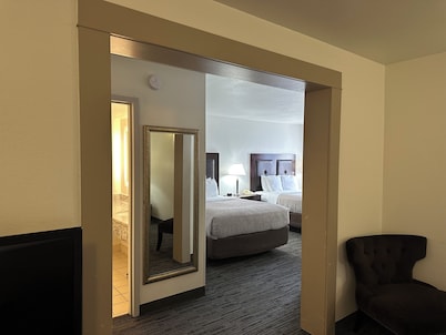 Quality Inn & Suites Everett