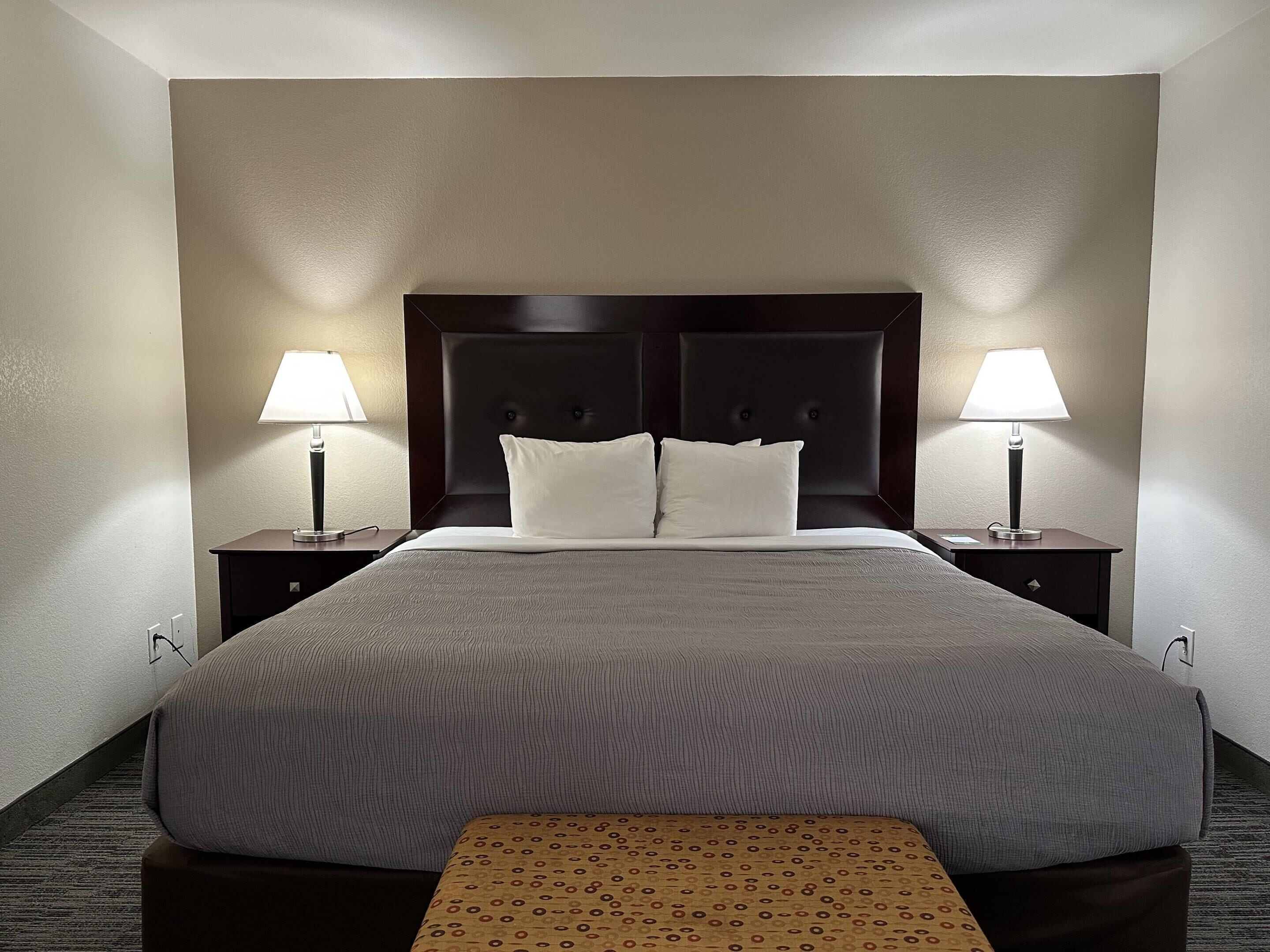 Room, Multiple Beds, Non Smoking