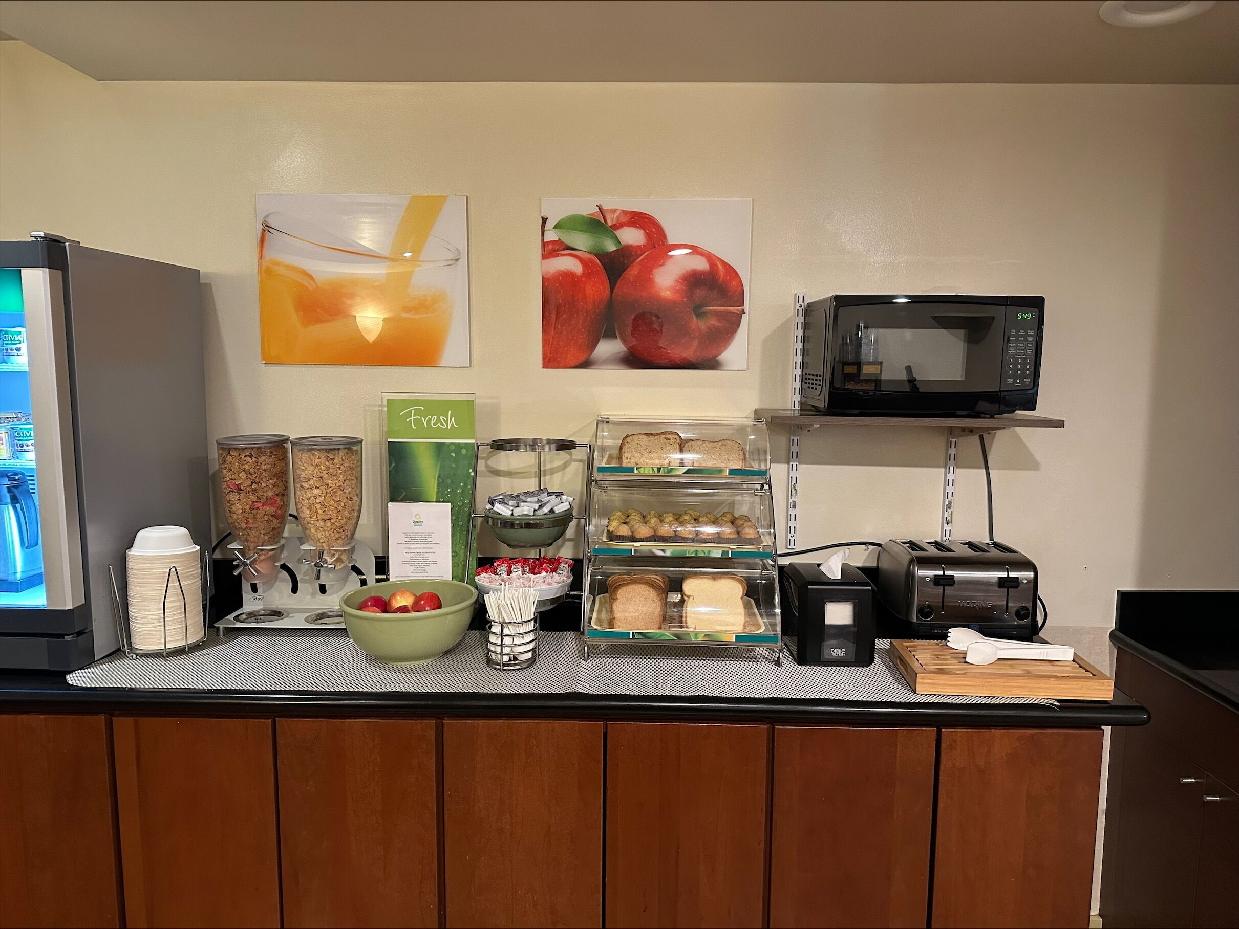 Gratis frukostbuffé varje dag 