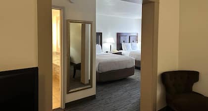 Quality Inn & Suites Everett