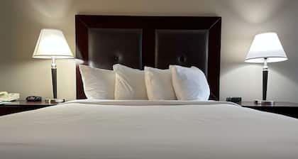 Quality Inn & Suites Everett
