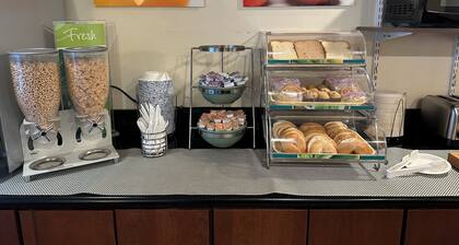 Quality Inn & Suites Everett