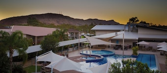 Crowne Plaza Alice Springs Lasseters by IHG