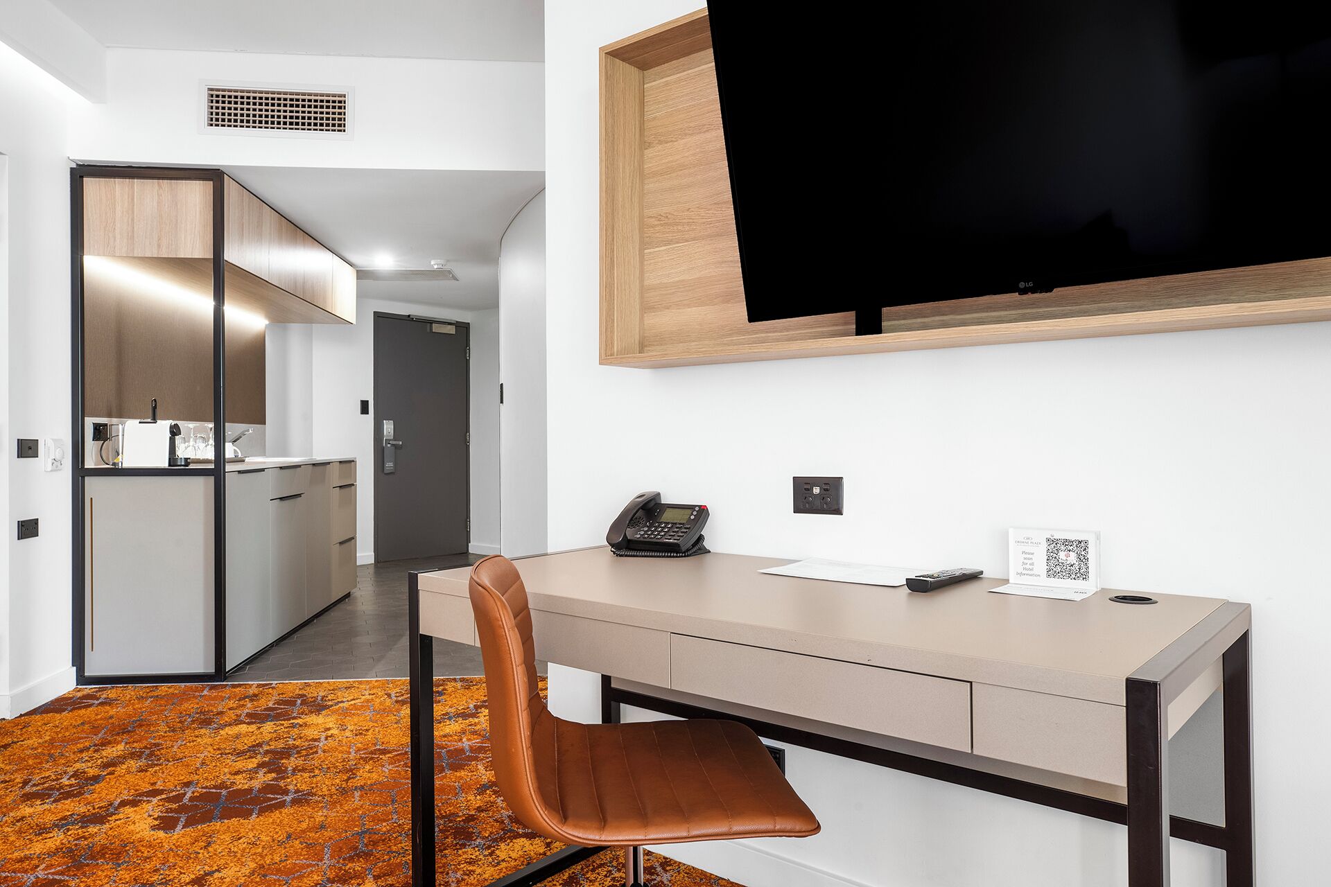 suite, 1 bedroom | living area | plasma tv, pay films