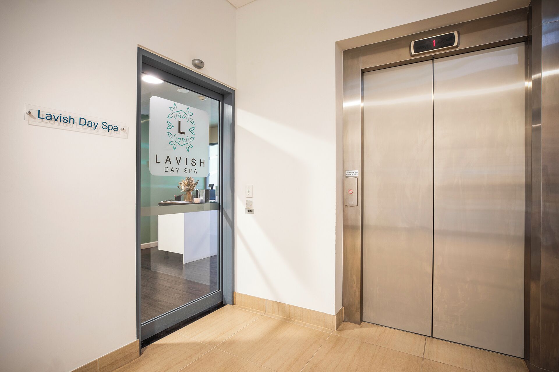 sauna, body treatments, hot stone massages, deep-tissue massages