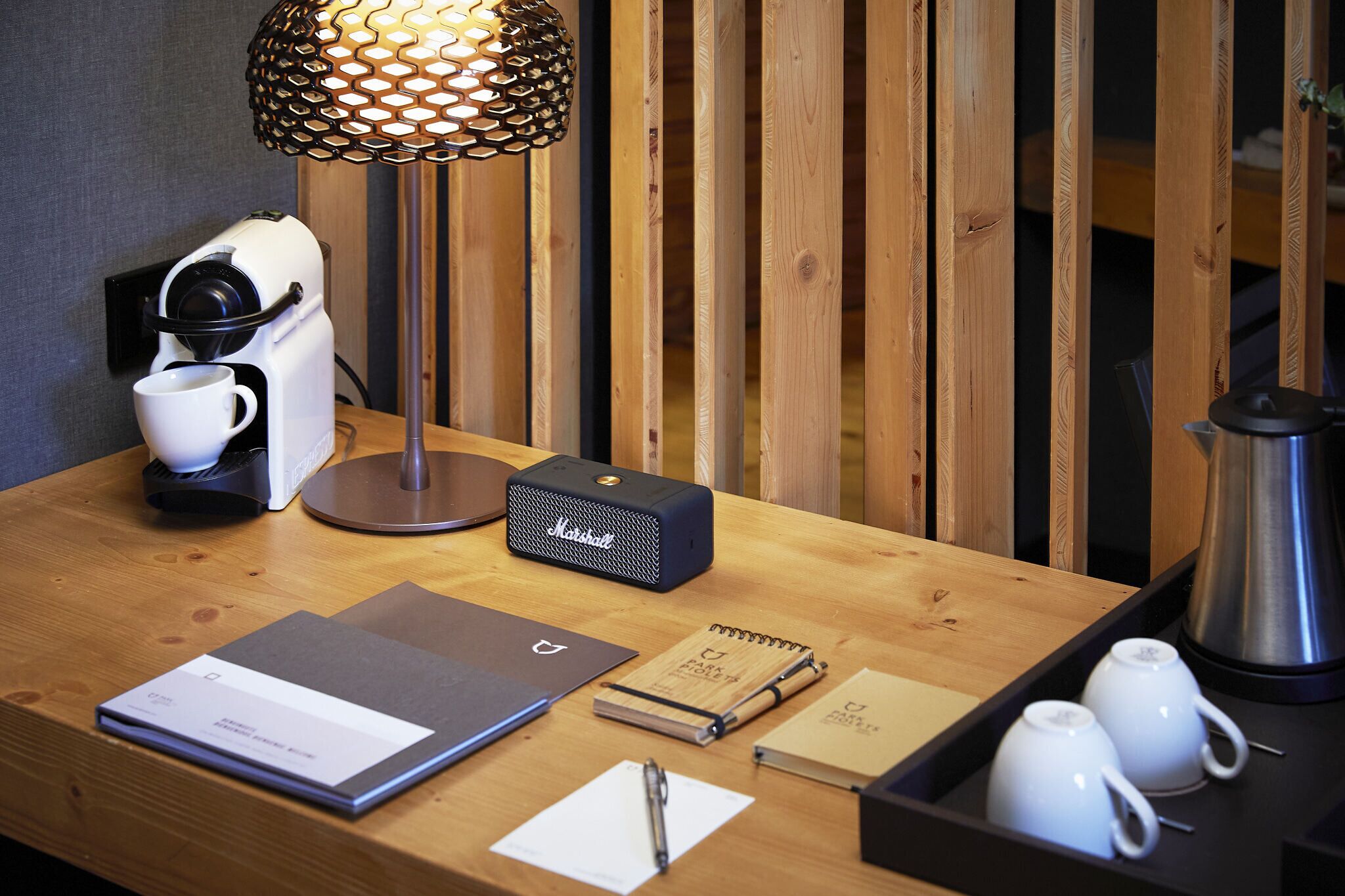 deluxe quadruple room | minibar, in-room safe, desk, free wifi