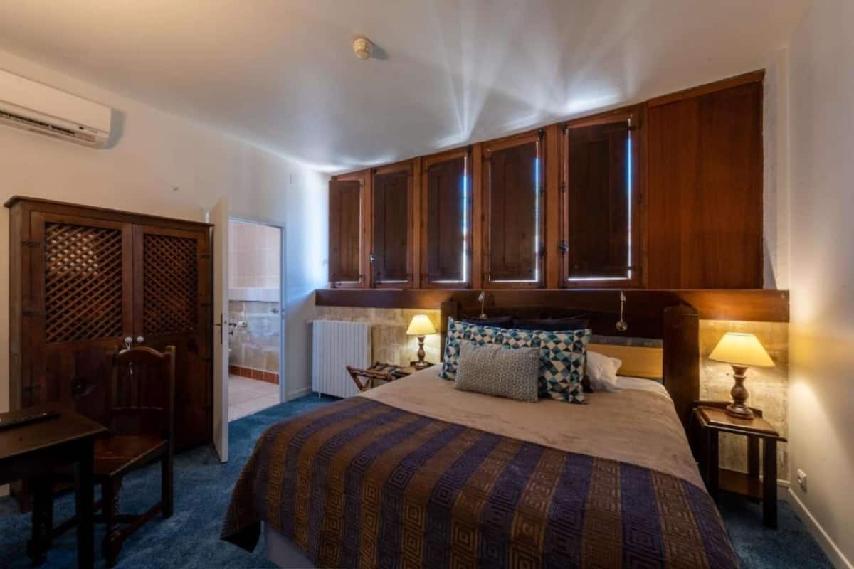 In-room safe, individually decorated, desk, iron/ironing board