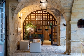 Lobby - Chateau des Ducs de Joyeuse, BW Signature Collection (Couiza)