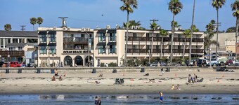 Ocean Beach Hotel