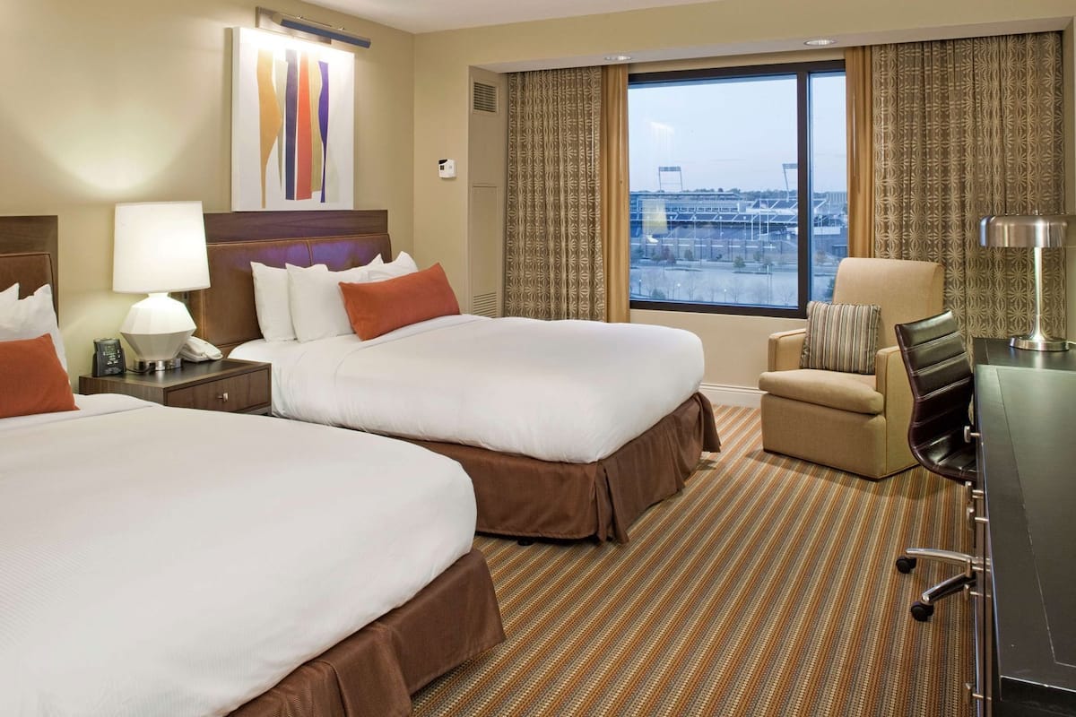 Premium bedding, pillow-top beds, in-room safe, laptop workspace