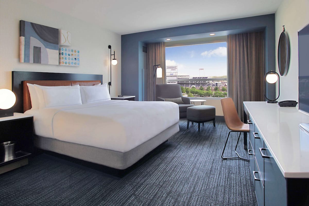 1 bedroom, premium bedding, pillow-top beds, in-room safe