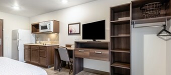 WoodSpring Suites Chicago Midway