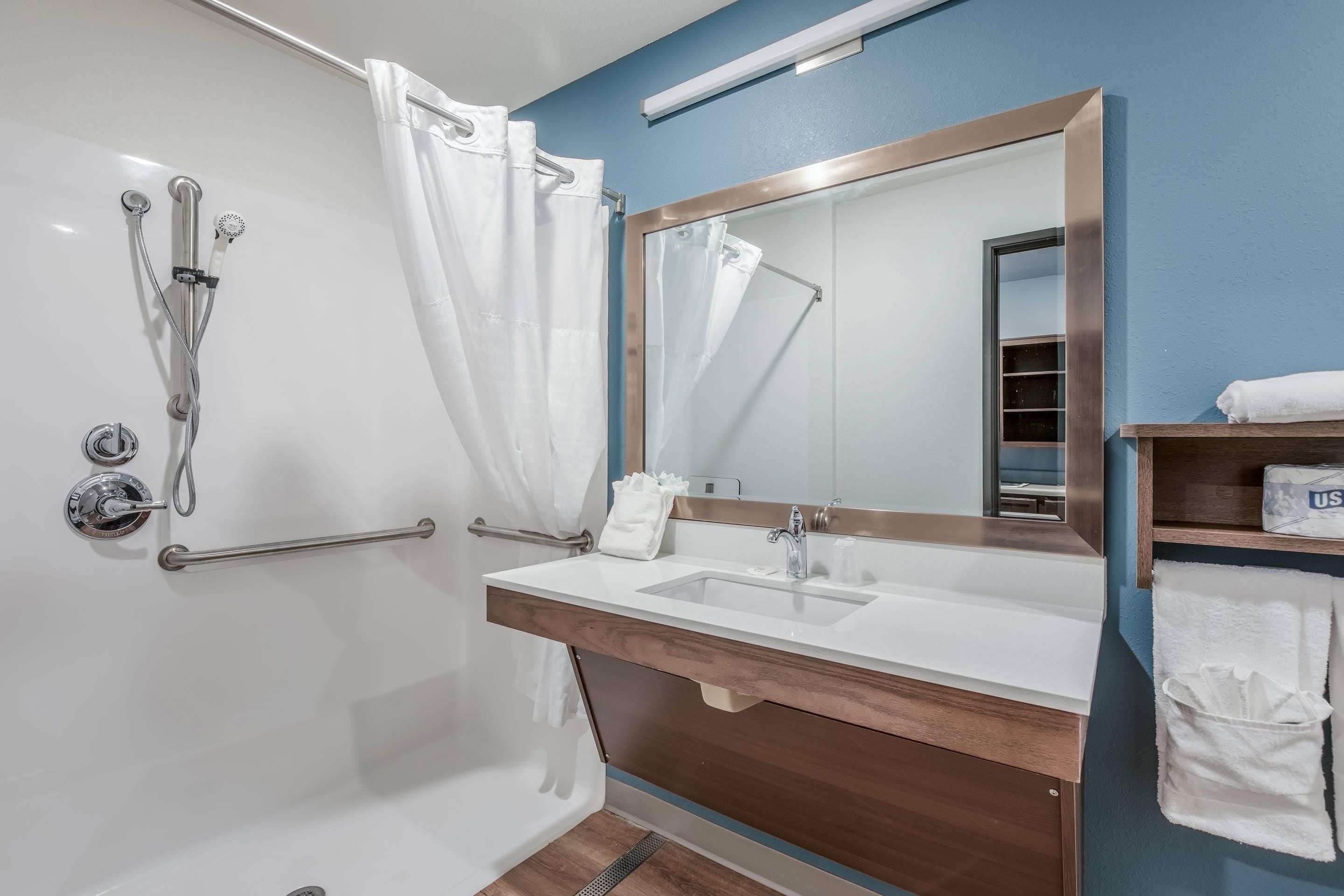 Photo - WoodSpring Suites Chicago Midway