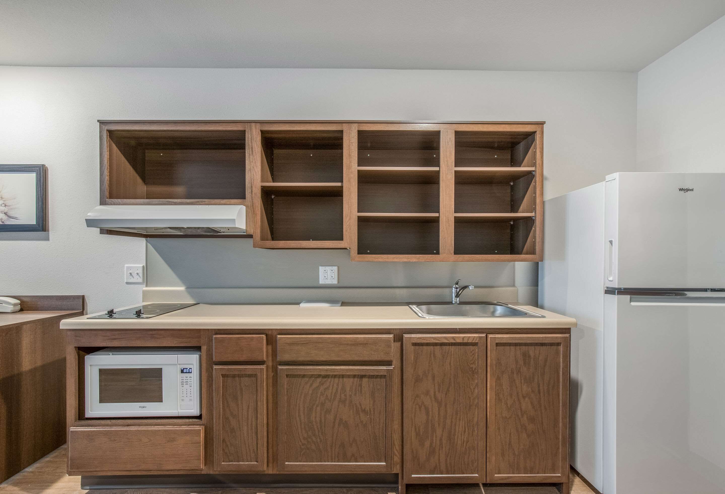 desk, laptop workspace, iron/ironing board, free wifi