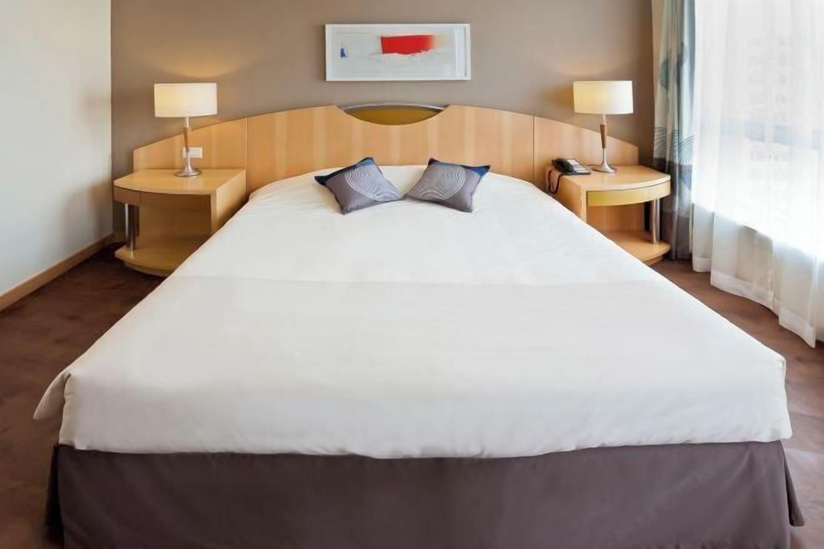 Minibar, in-room safe, desk, blackout drapes