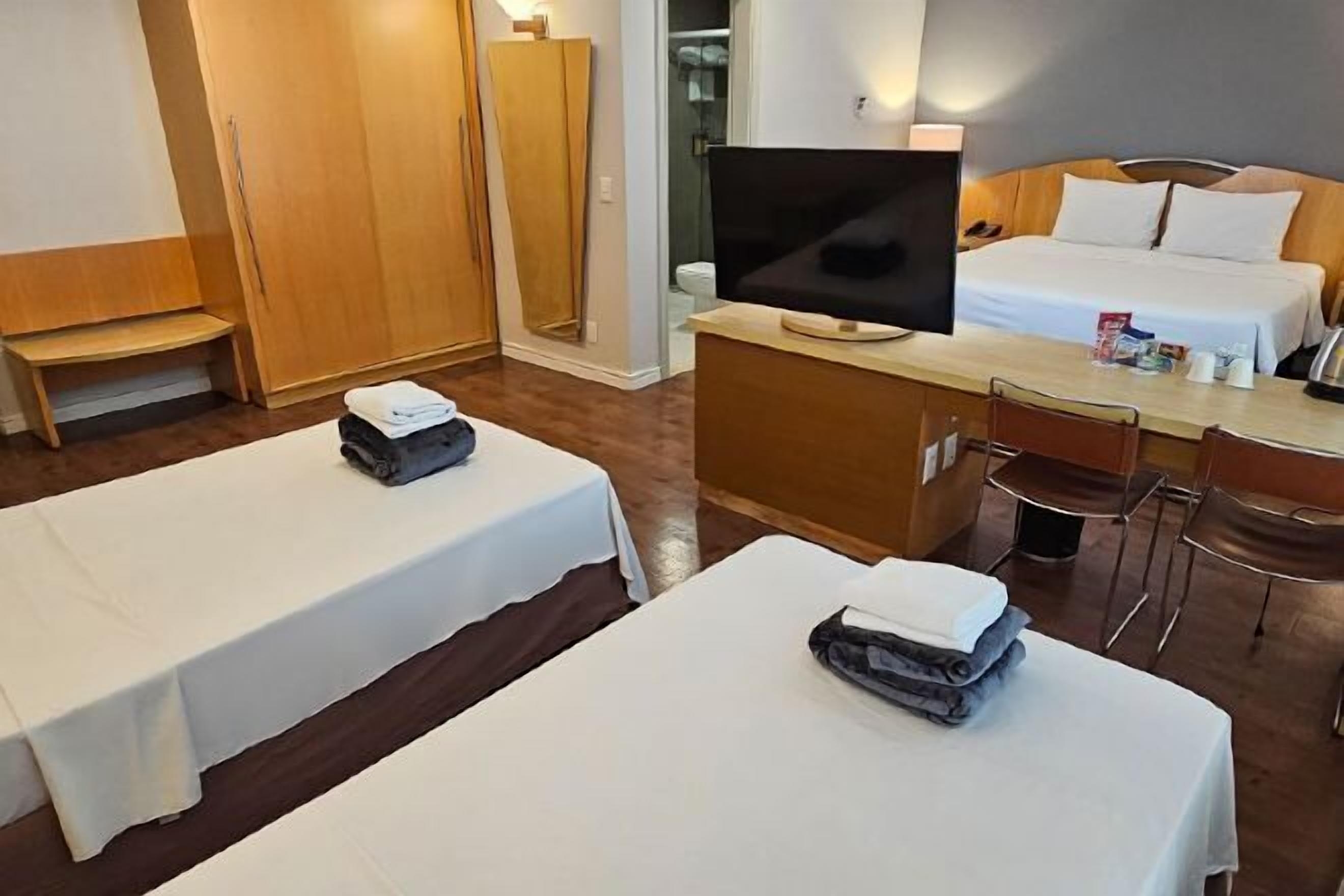 Minibar, in-room safe, desk, blackout drapes