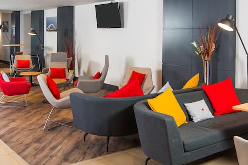 Bar-salon dans le hall