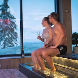Sauna, vasca idromassaggio, bagno turco, trattamenti per il corpo