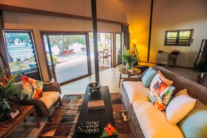 Egyptian cotton sheets, premium bedding, minibar, in-room safe - Qamea Resort and Spa Fiji (Qamea Island)