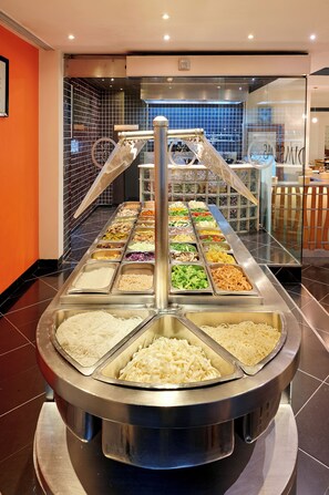 Breakfast, lunch, dinner served; Asian cuisine - The Gordon House Hotel (Mumbai)