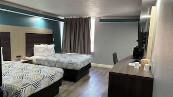 Schreibtisch, Bügeleisen/Bügelbrett, kostenloses WLAN, Bettwäsche