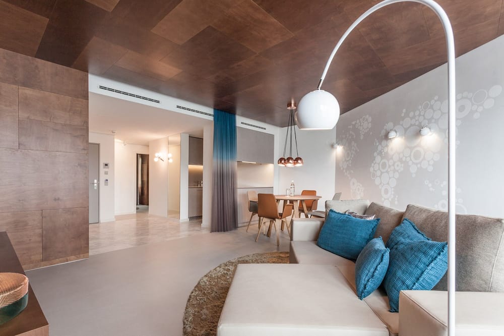 EMA House Hotel Suites