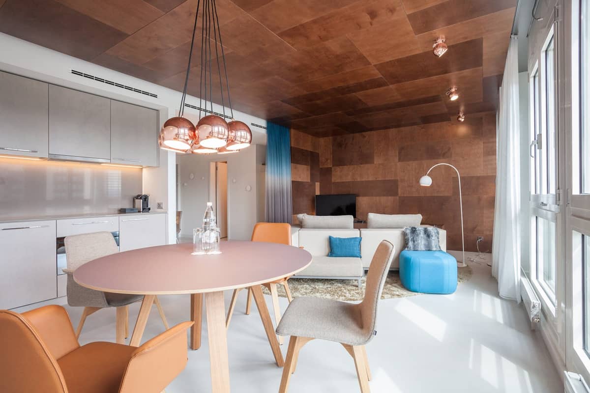 superior suite, 1 bedroom, kitchen | in-room dining