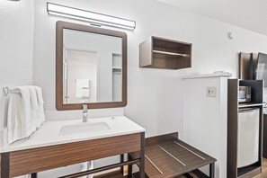 Douche, serviettes fournies