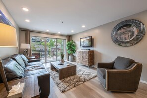 TMI 1 Bedroom Premium | Ropa de cama de alta calidad, cortinas blackout y wifi gratis 