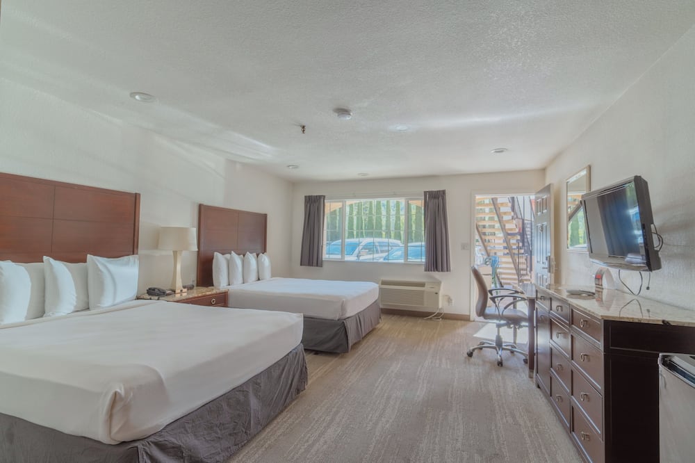 The Yosemite Inn