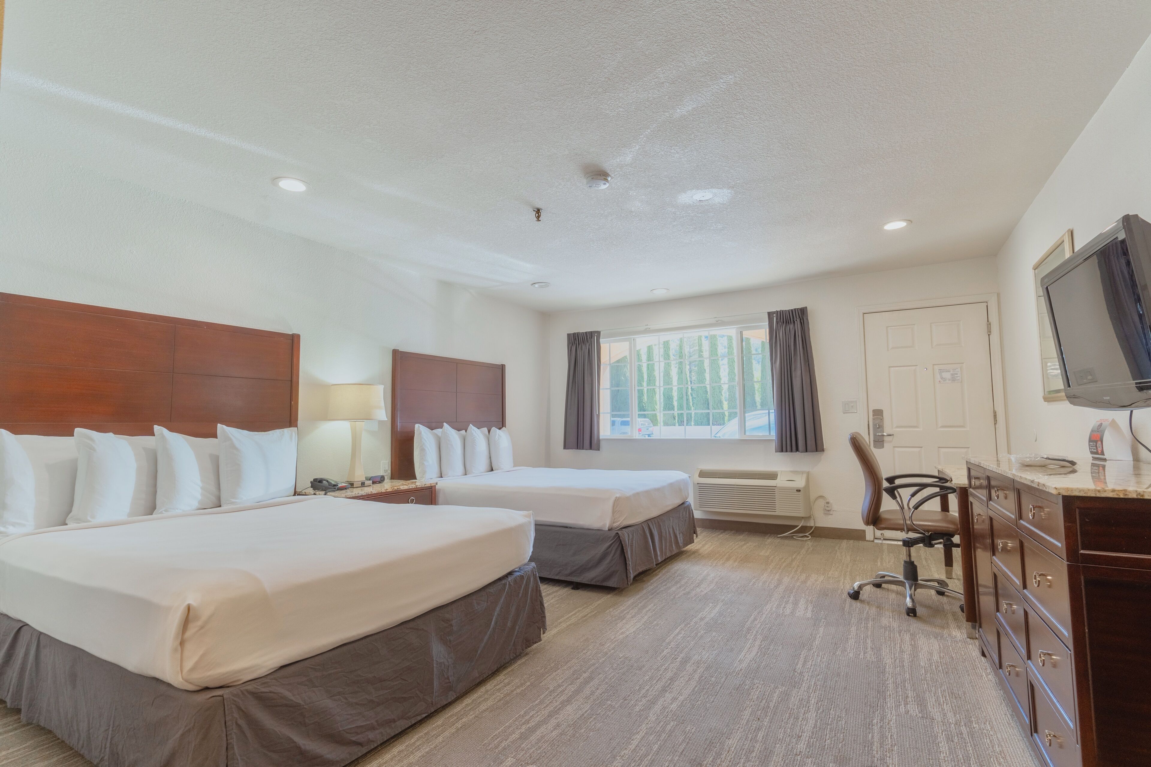 standard double queen | 1 bedroom, premium bedding, desk, laptop workspace