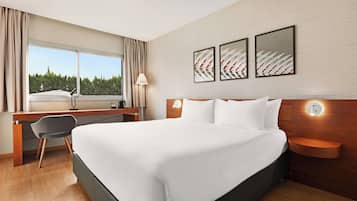 Coffres-forts dans les chambres, bureau, rideaux occultants