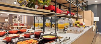 Ramada by Wyndham Valencia Almussafes