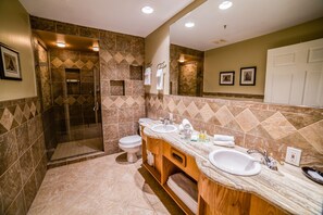 Suite, 1 King Bed, Non Smoking, Kitchen (Dining Table;Sofabed; Full Kitchen) | Bathroom | Free toiletries, hair dryer, towels, soap - Prestige Hudson Bay Lodge & Conference Centre, WorldHotels Crafted Collection (Smithers)
