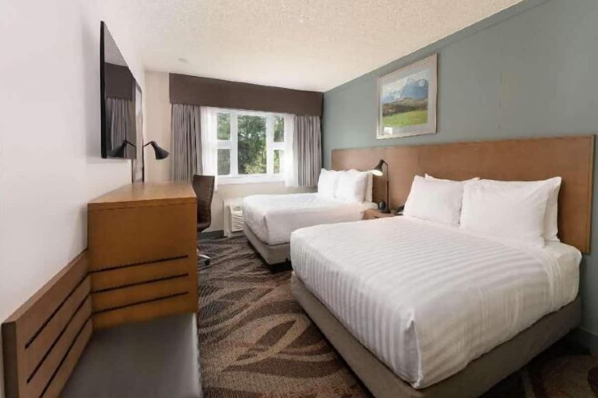 In-room safe, desk, blackout drapes, iron/ironing board