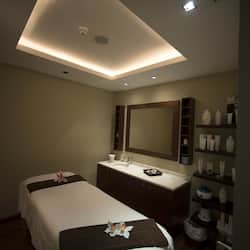Hot tub, Turkish bath, body treatments, facials, massage/treatment rooms