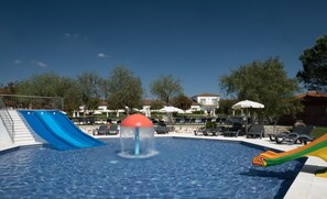 Outdoor pool - Vila Gale Alentejo Vineyards Hotel - Clube de Campo (Beja)