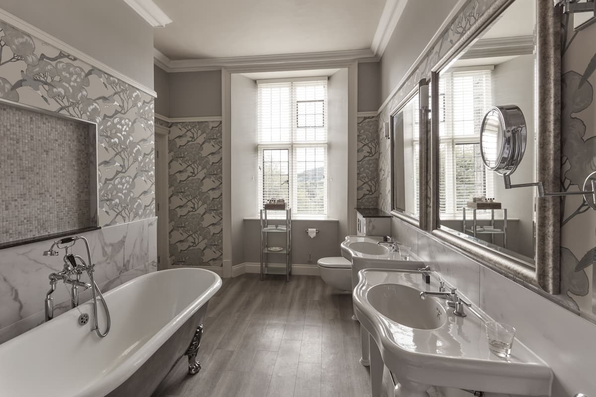 room (state) | bathroom | designer toiletries, hair dryer, bathrobes, slippers