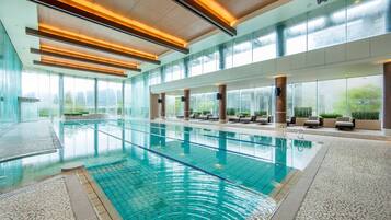 8 indoor pools, 2 outdoor pools